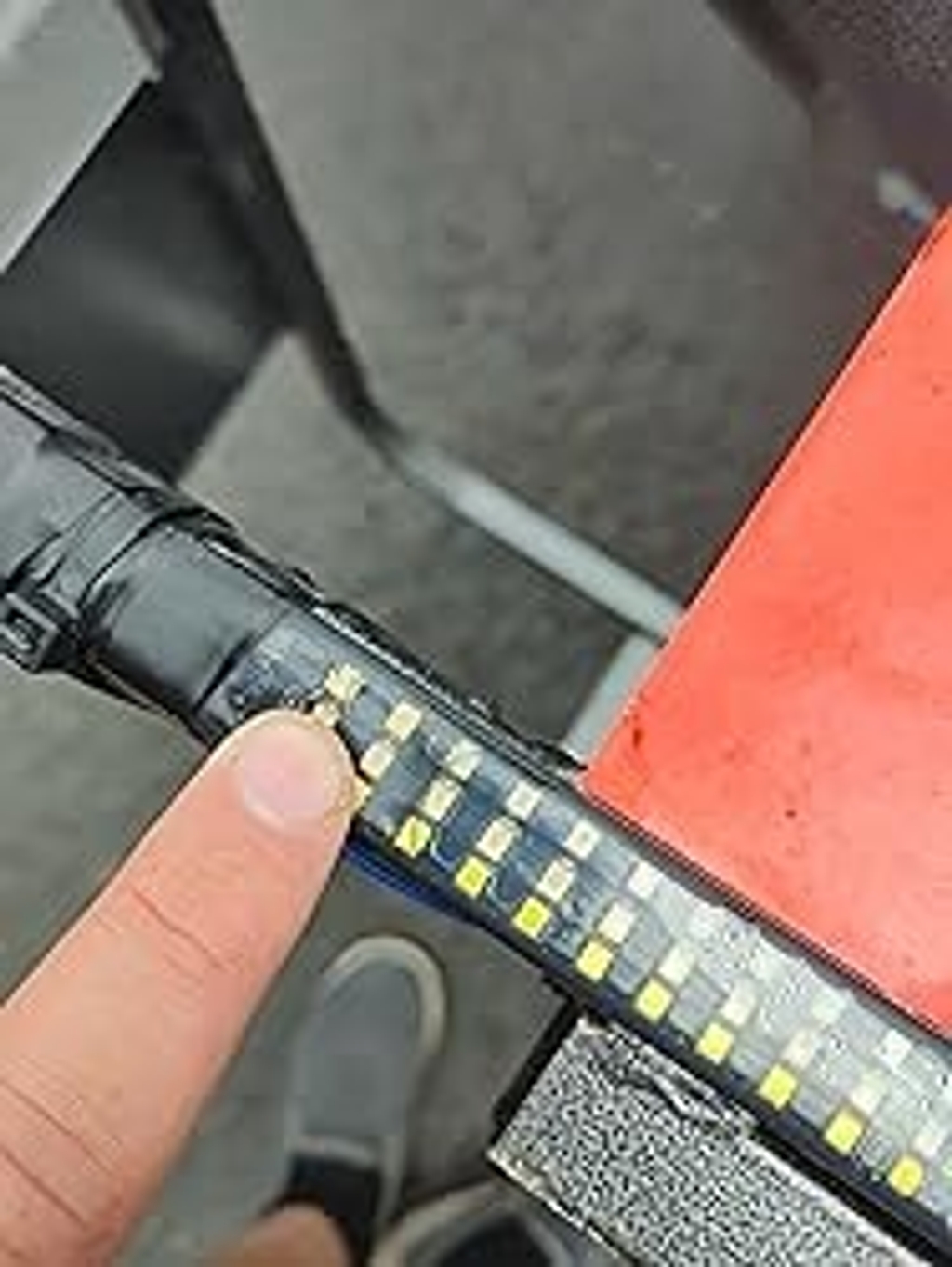 🔥 60-inch LED Tailgate Light Bar Strip For You